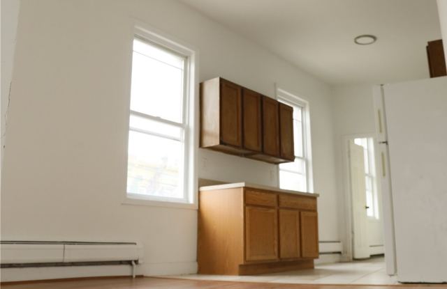 16 Broad Street - 16 Broad Street, Staten Island, NY 10304