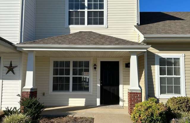 The Governors Crossing John Sevier Condo For Rent! Gallery 4