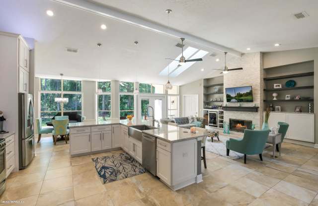 8650 HEATHER RUN DR - 8650 Heather Run Drive South, Jacksonville, FL 32256