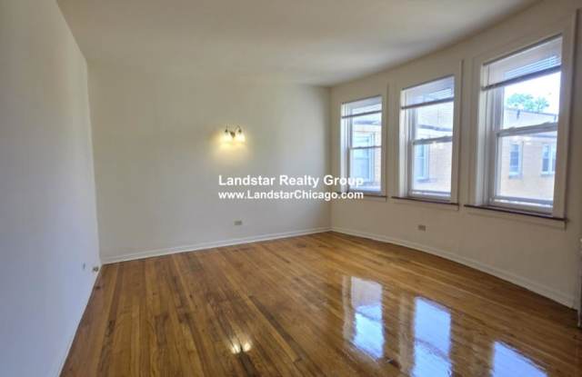 4915 Louise St. Gallery 3