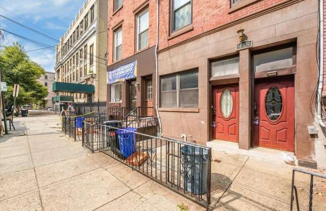 418 BLOOMFIELD ST - 418 Bloomfield Street, Hoboken, NJ 07030