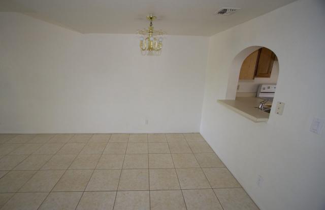 1327 S Hardy Dr Gallery 3