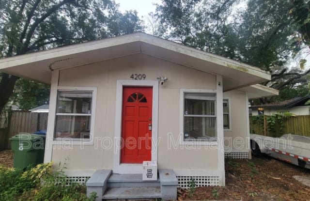 4209 N 13th St - 4209 North 13th Street, Tampa, FL 33603