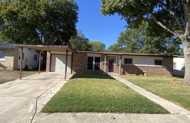 1057 Curtiss photos photos