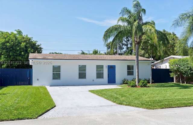 1473 NE 30th Ct Gallery 2