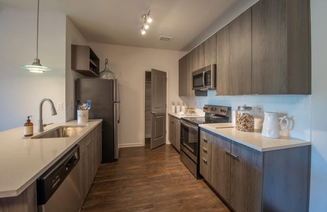 Ballpark Apartments @ Town Madison Gallery 2