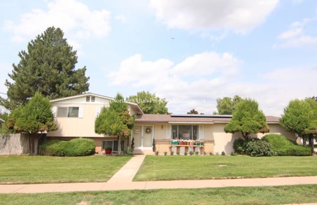 210 W 5300 S - 210 West 5300 South, Washington Terrace, UT 84405