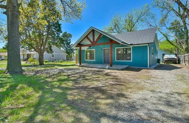 Charming Home in the heart of Bethany photos photos