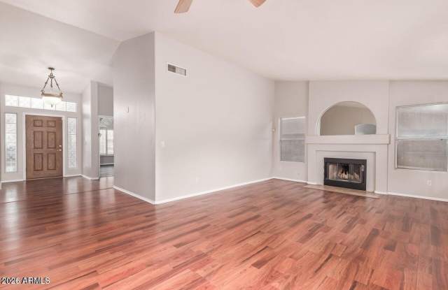 4655 E VILLA MARIA Drive Gallery 4