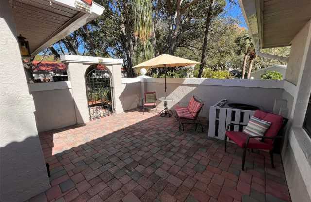 8002 SANDPOINT BOULEVARD Gallery 3