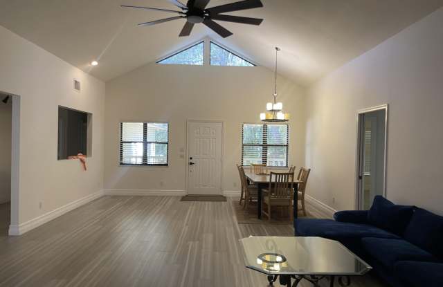 2322 SE SAINT LUCIE Boulevard Gallery 4