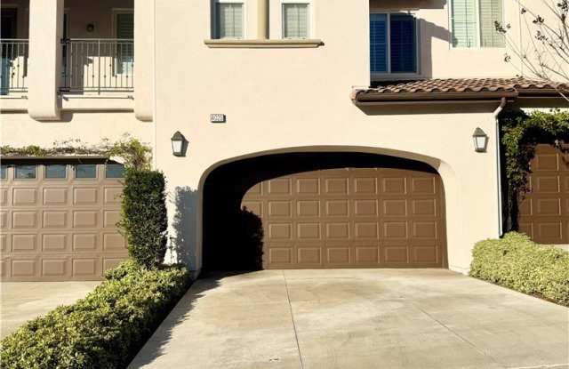 4025 Balmoral Dr photos photos