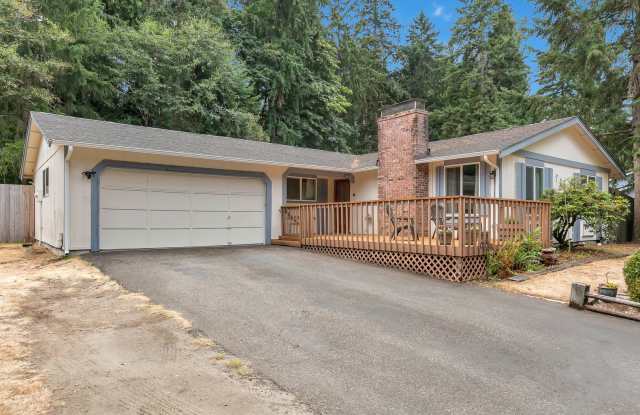 Fully Furnished 3-Bedroom Lacey Home photos photos