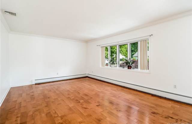 42 Elmsford Road Gallery 4
