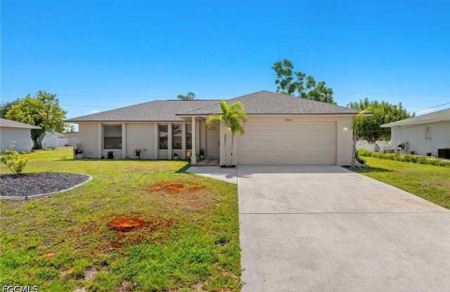 1944 Country Club Boulevard Gallery 2