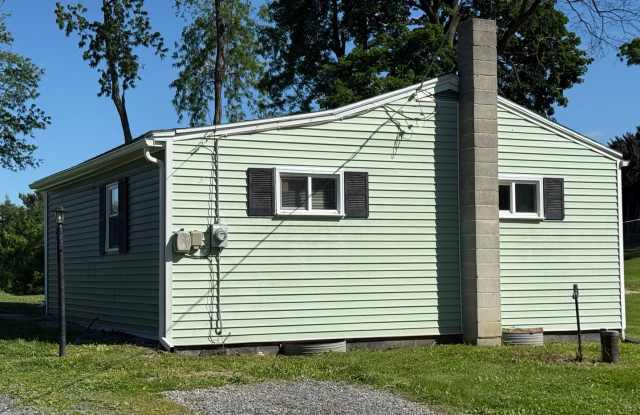Nice two bedroom house in Shippesnburg photos photos Nice two bedroom house in Shippesnburg photos photos