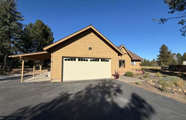 County Setting in NW Bend - 3 Bedroom / 2 Bathroom photos photos