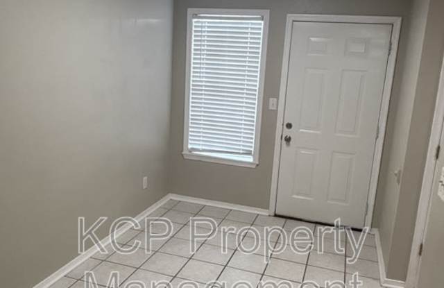1115 Farley Circle - B Gallery 4