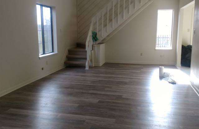 5013 Halwell Dr Gallery 2