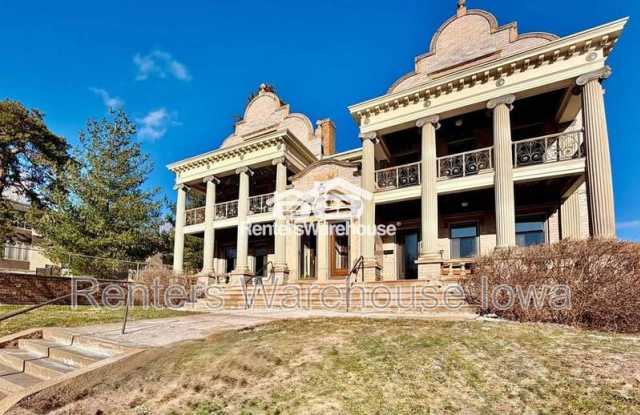 669 17th Street photos photos