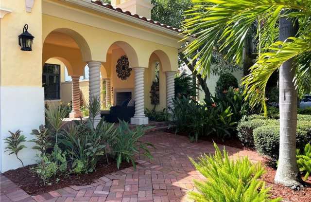 7136 Spyglass Ave Gallery 3