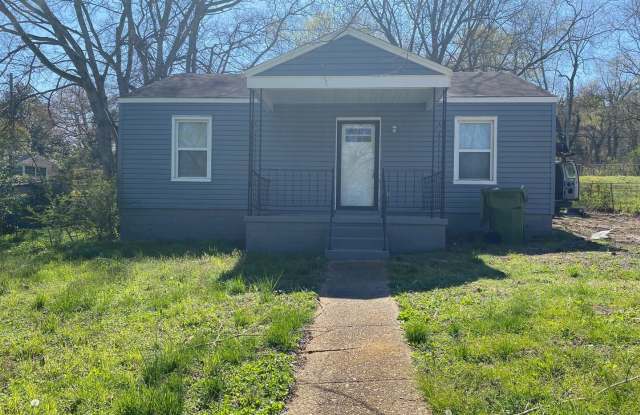 905 Fairway Dr photos photos