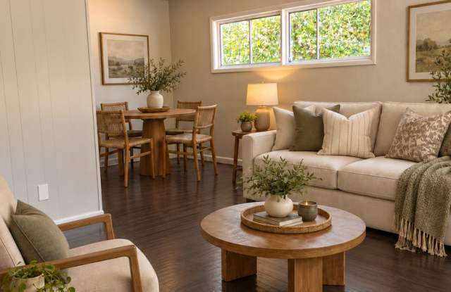 Charming 3 Bedroom Home with Spacious Yard - Your Dream Living Space Awaits! Gallery 1