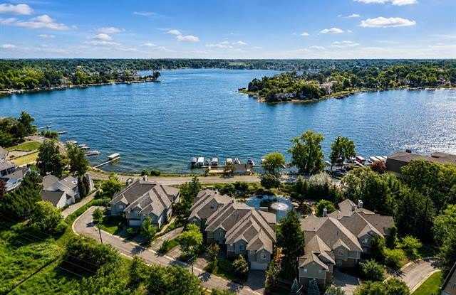 3782 PINE LAKE KNOLL Drive Gallery 1