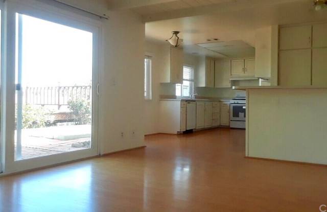 464 Carbonia Avenue Gallery 4