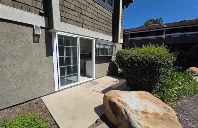 253 Streamwood Gallery 4
