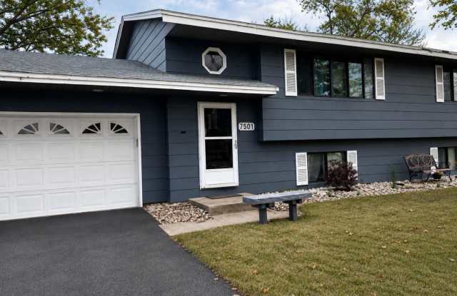Coming Soon! 3 Bed | 2 Bath Home photos photos