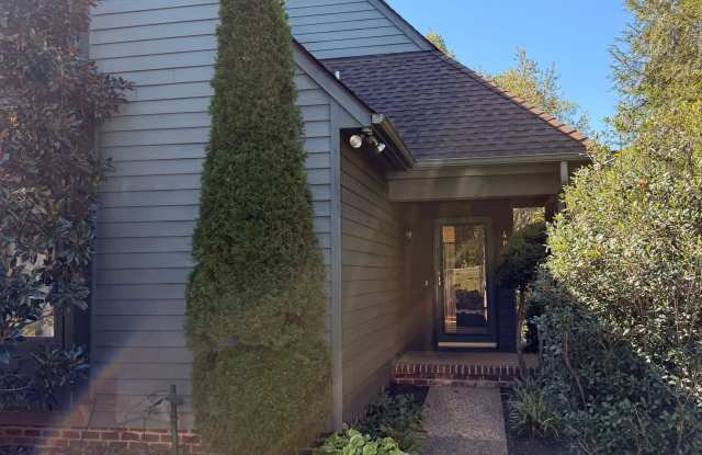 4814 Grassy Knoll Gallery 1