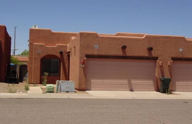 2BR/1BA/2GA, 1200 sq.ft. rental in Sierra Vista, AZ photos photos