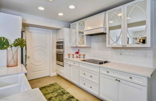 6647 E THUNDERBIRD Road Gallery 2