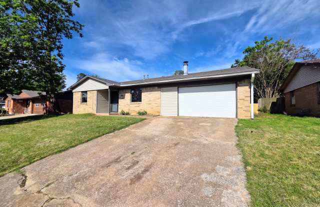 3/2/1 in Quiet Neighborhood in Denison! photos photos