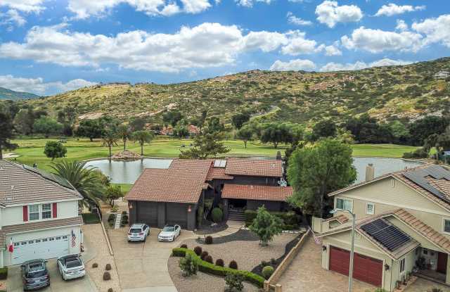 Stunning Executive Style home on 18th hole of San Vicente Golf Course Gallery 3
