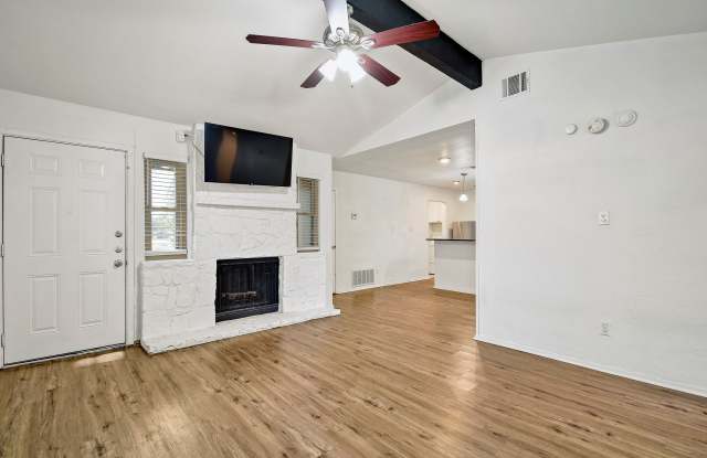 5623 Fountainwood Dr Gallery 3