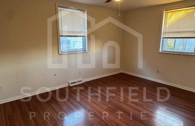 3735 Lovell Avenue - 3 photos photos 3735 Lovell Avenue - 3 photos photos