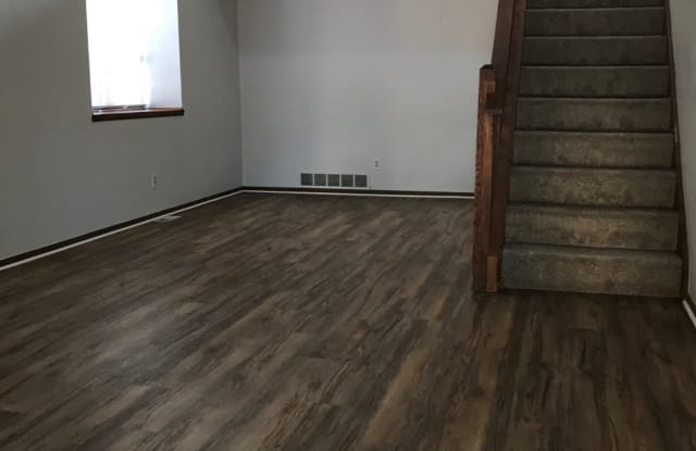 5876 S Nelson St - 5876 South Nelson Street, Dakota Ridge, CO 80127