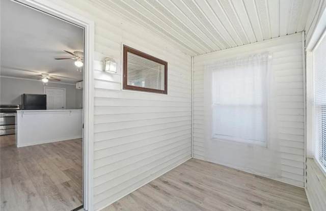 3129 Cottage Terrace Gallery 4
