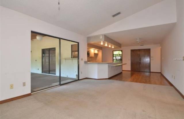 1827 Eagles Rest Dr Gallery 2