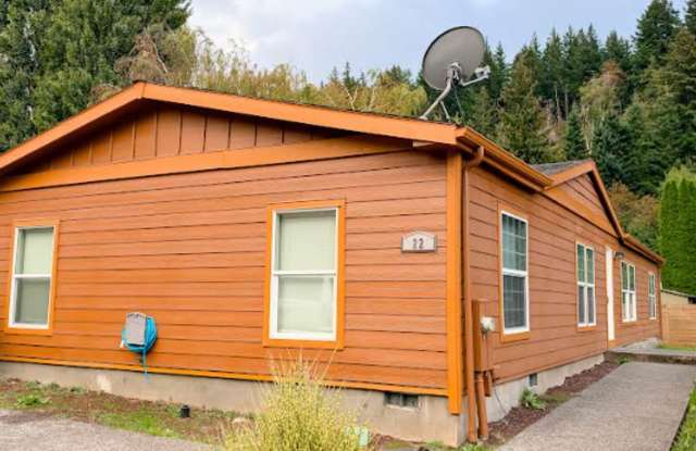 Charming Cascade Locks-3-Bedroom, 2-Bath Home – 1,710 Sq Ft Gallery 3