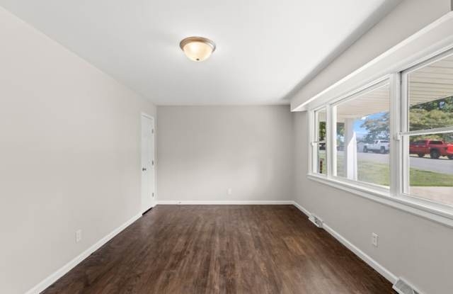1517 Lincoln Drive Gallery 4