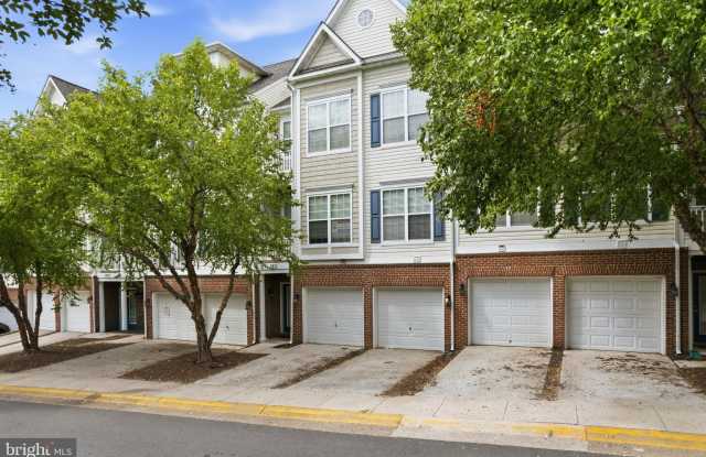 1831 CEDAR COVE Way Gallery 2