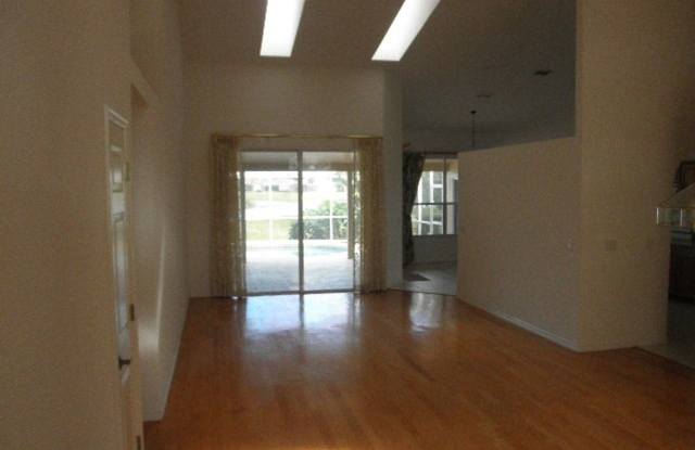 1518 Cherry Lake Way Gallery 2