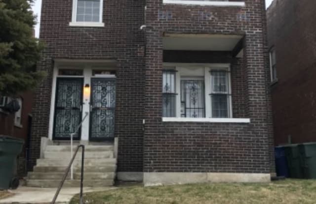 3632 N Taylor Ave 2nd floor - 3632 North Taylor Avenue, St. Louis, MO 63115