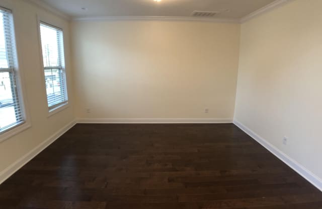 1522 Paros Hill Lane Gallery 3