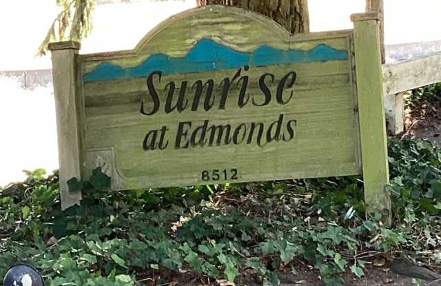 Charming Edmonds Condo with Two Garages and Modern Comforts - 8512 242nd Street Southwest, Edmonds, WA 98026