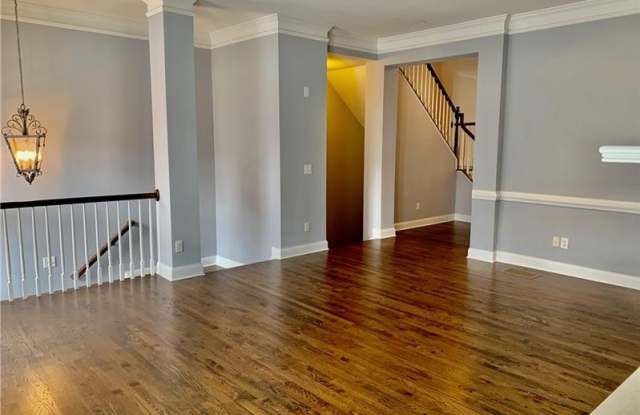 1287 Creekside Place SE Gallery 4