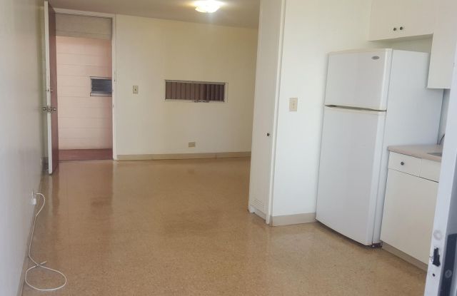 $1,600 - University Ave - 2 Bedroom/1 Bathroom/1 Parking photos photos